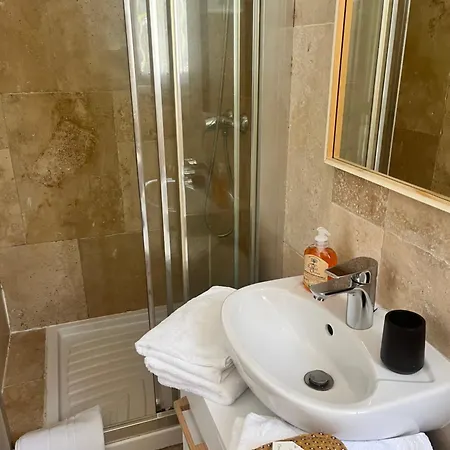 Mourillon Ravissant Climatise Apartamento *